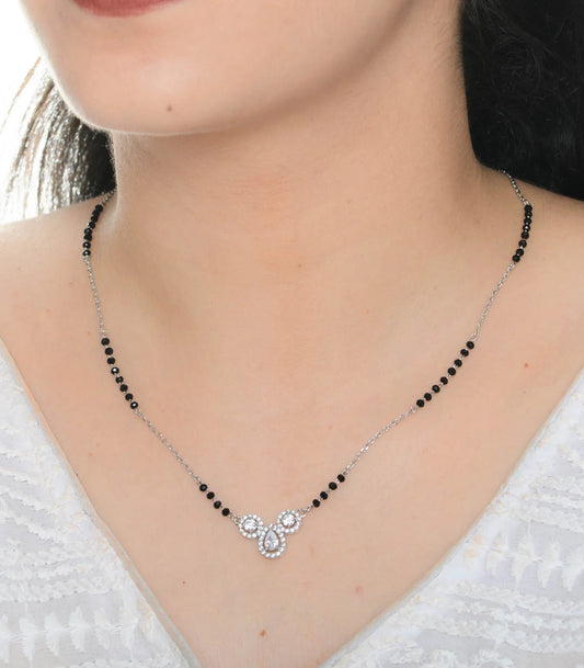 Three-Stone Cluster 925 Silver Mangalsutra – Modern & Elegant Design